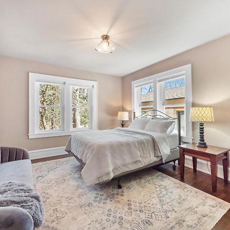 Spanish Charm 4Bed/3Bath Waupaca Екстериор снимка
